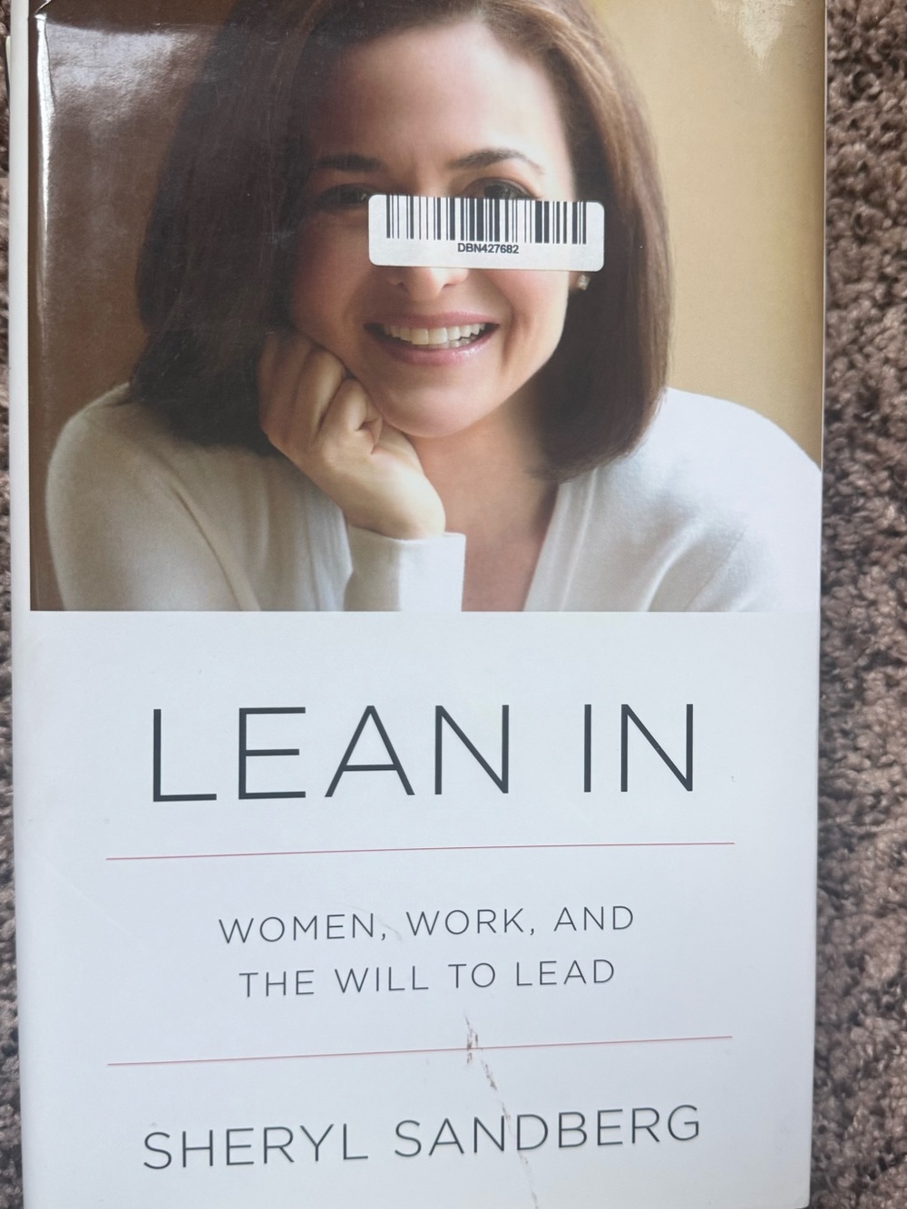 Lean In by - White Hardcover
